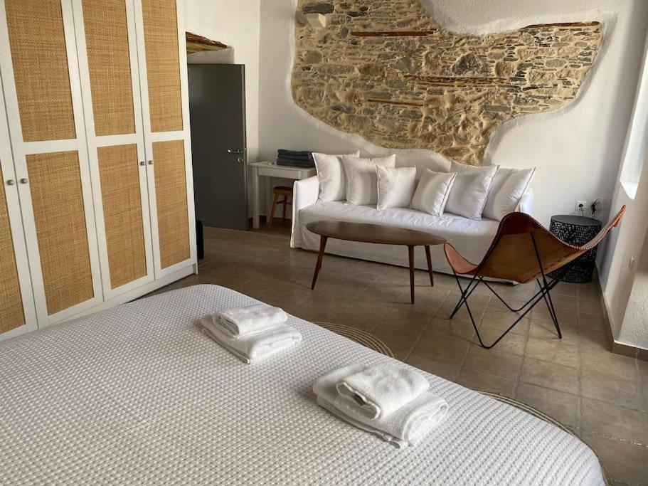 Venghera Naousa Apartment In The Heart Of Naousa Buitenkant foto